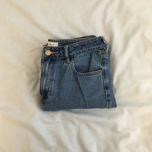 PacSun High Waisted Vintage Style Mom Jeans